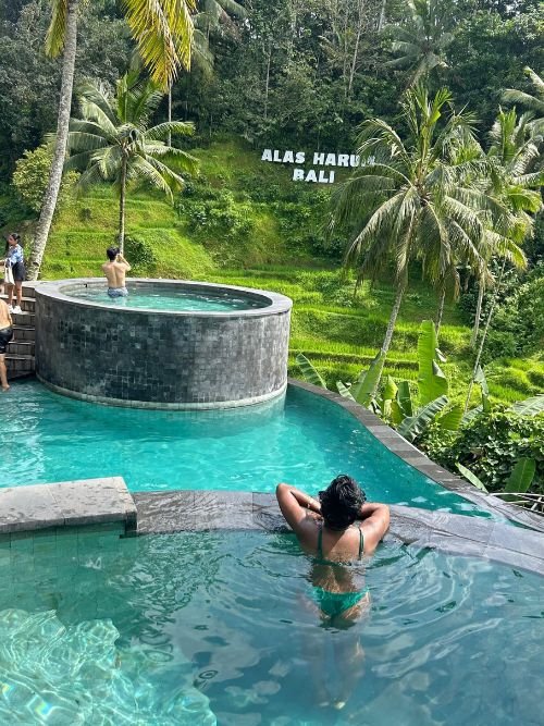 LA TIARA WANDERERS Indonesia Images (4)