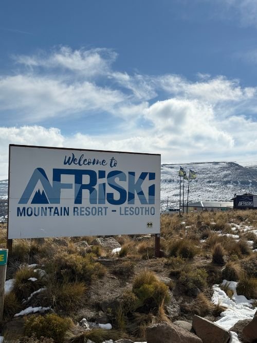 LA TIARA WANDERERS Lesotho Images (16)