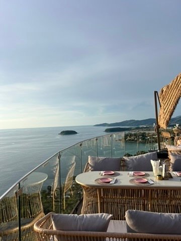 LA TIARA WANDERERS Thailand Images (21)