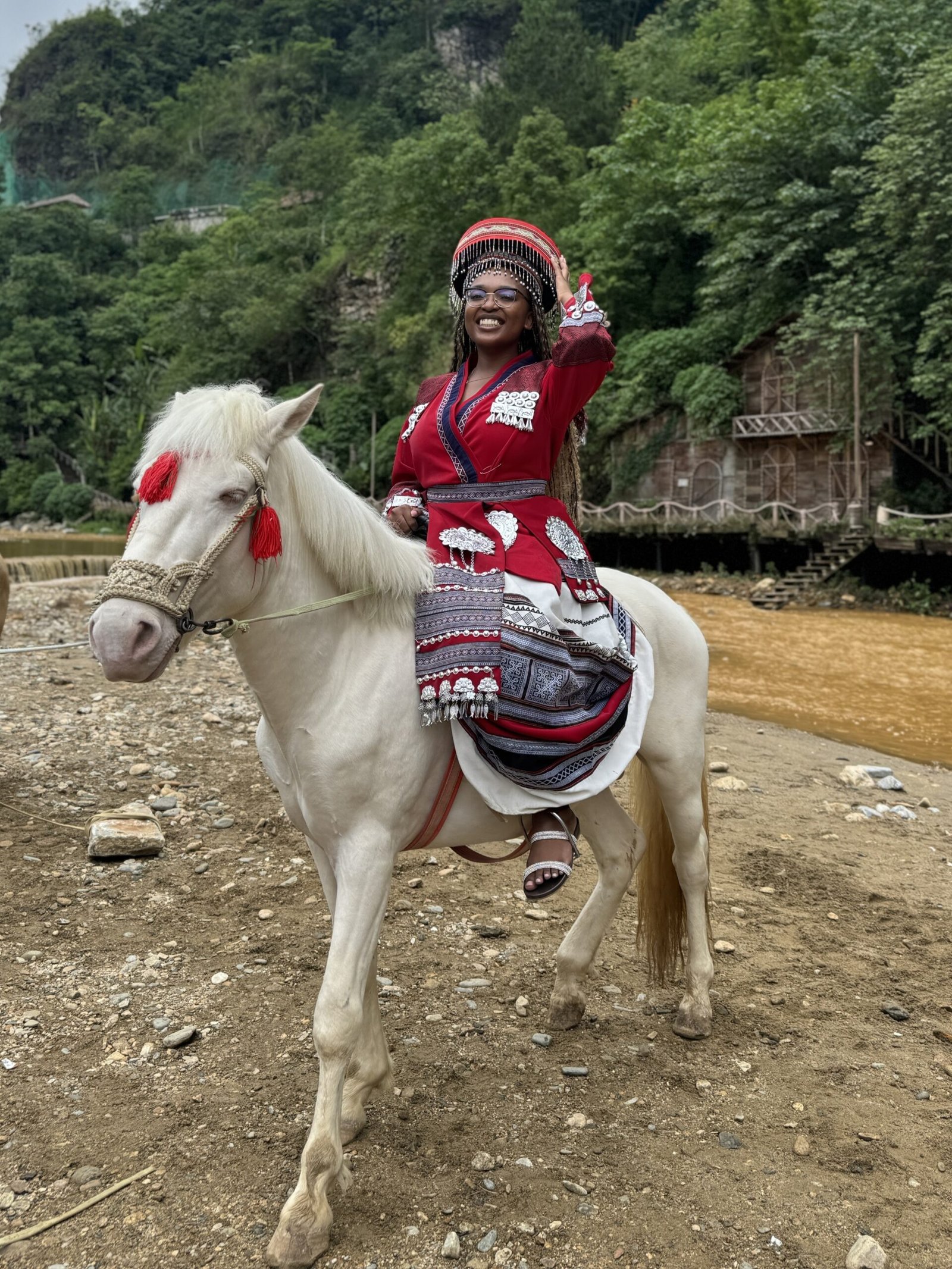 LA TIARA WANDERERS Vietnam Images (5)